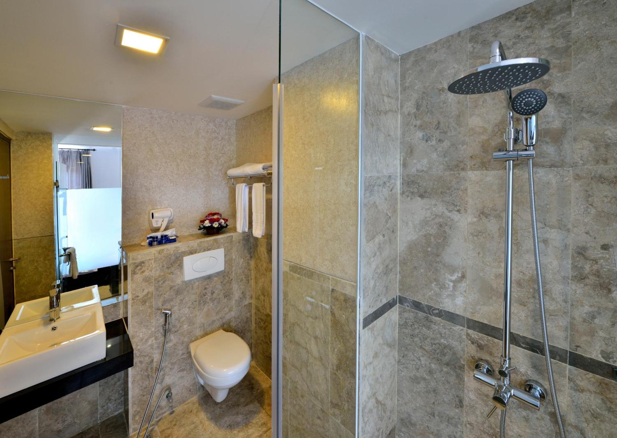 בנדונג Serela Merdeka By Kagum Hotels מראה חיצוני תמונה
