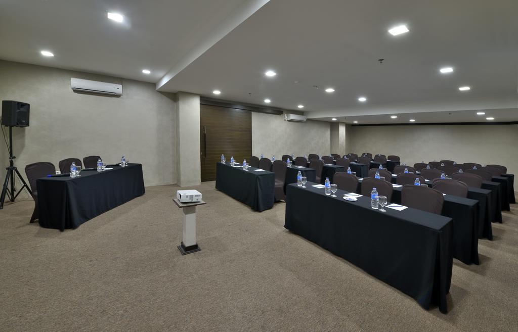 בנדונג Serela Merdeka By Kagum Hotels מראה חיצוני תמונה